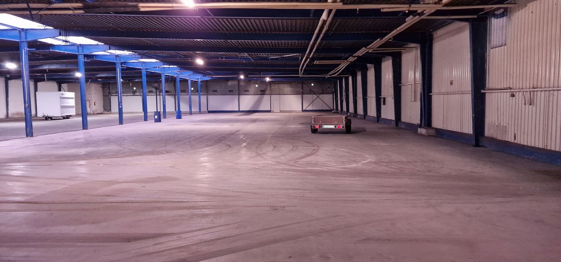 Pronájem nebytového prostoru 5.800 m², Industriestr. 12 a + 12 b, Bergkamen, Severní Porýní-Vestfálsko Pronájem nebytového prostoru 5.800 m², Industriestr. 12 a + 12 b, Bergkamen, Severní Porýní-Vestfálsko