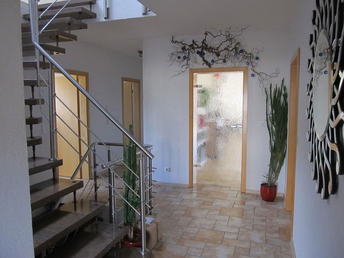 Prodej domu 210 m², pozemek 694 m², Hohenroda, Hessen Prodej domu 210 m², pozemek 694 m², Hohenroda, Hessen