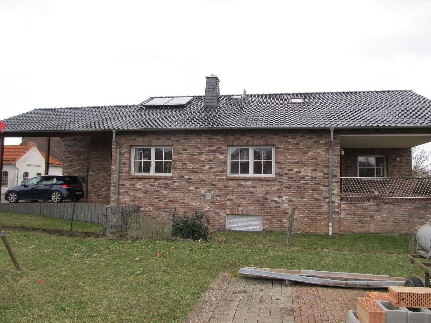 Prodej domu 210 m², pozemek 694 m², Hohenroda, Hessen Prodej domu 210 m², pozemek 694 m², Hohenroda, Hessen