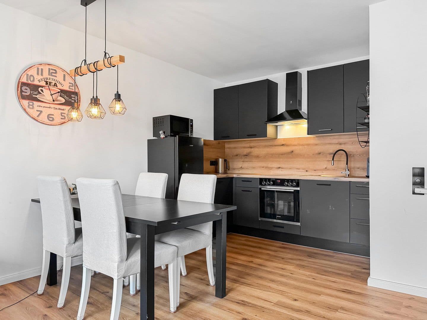 Pronájem bytu 2+1 61 m², Voltmerstraße 25, Hannover, Dolní Sasko Pronájem bytu 2+1 61 m², Voltmerstraße 25, Hannover, Dolní Sasko