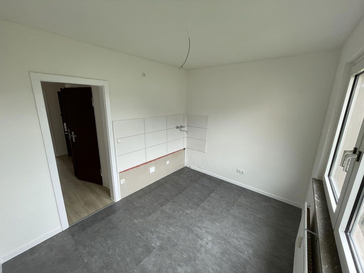 Pronájem bytu 3+1 60 m², Winkelstraße 4, Oberhausen, Severní Porýní-Vestfálsko Pronájem bytu 3+1 60 m², Winkelstraße 4, Oberhausen, Severní Porýní-Vestfálsko