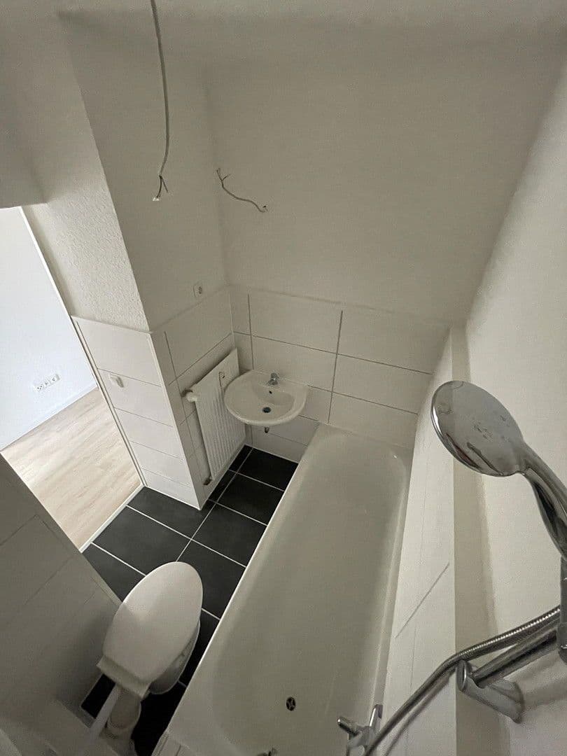 Pronájem bytu 3+1 60 m², Winkelstraße 4, Oberhausen, Severní Porýní-Vestfálsko Pronájem bytu 3+1 60 m², Winkelstraße 4, Oberhausen, Severní Porýní-Vestfálsko