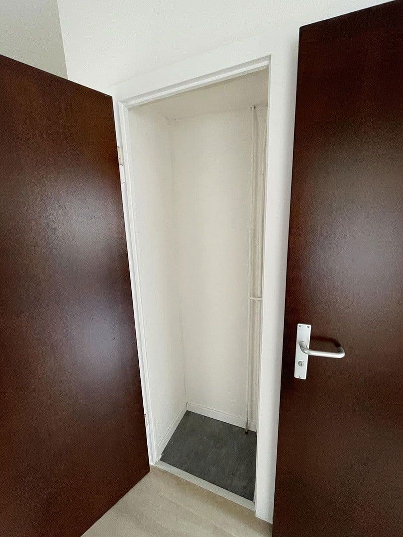 Pronájem bytu 3+1 60 m², Winkelstraße 4, Oberhausen, Severní Porýní-Vestfálsko Pronájem bytu 3+1 60 m², Winkelstraße 4, Oberhausen, Severní Porýní-Vestfálsko