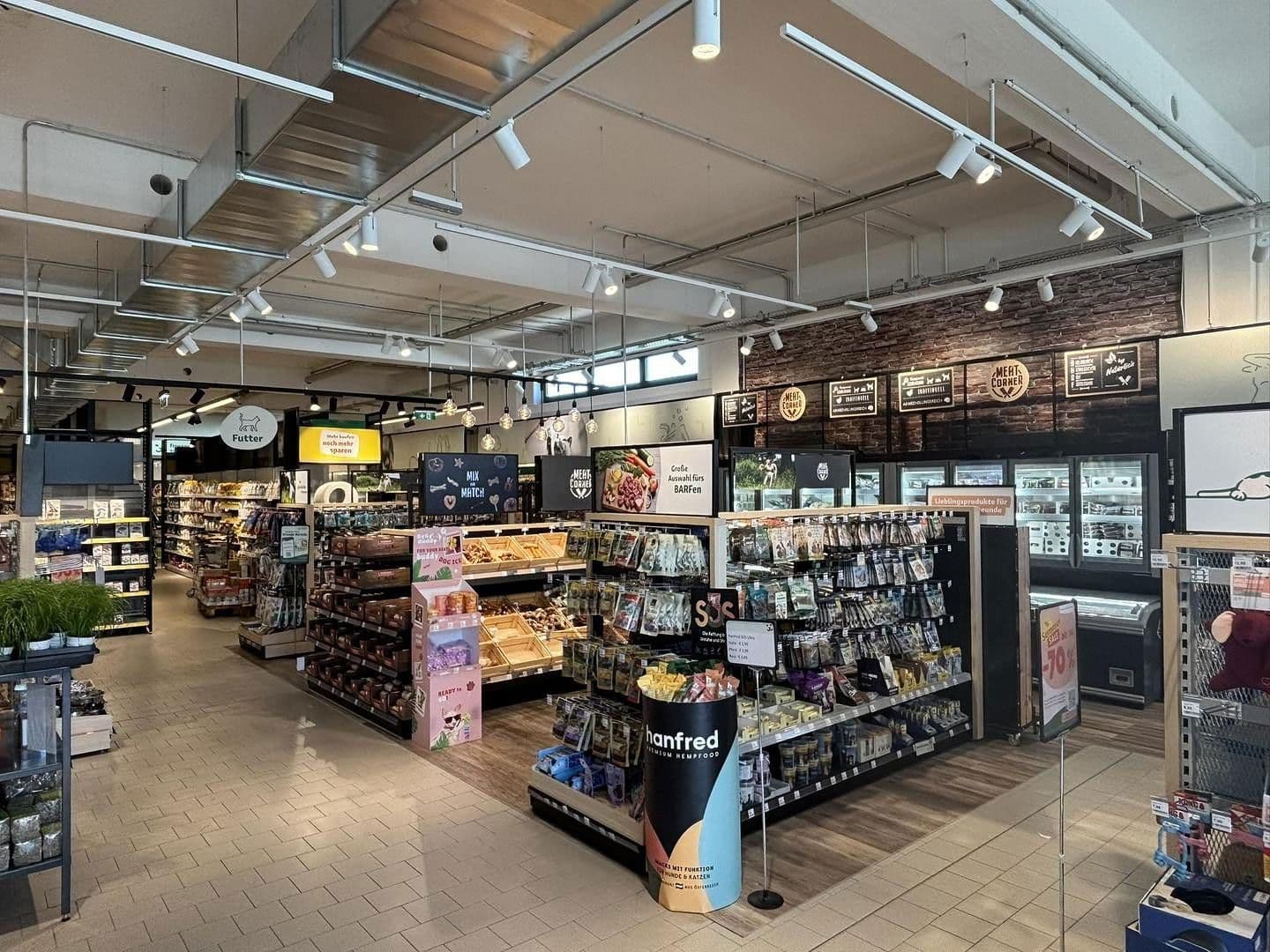 Prodej nebytového prostoru 2.229 m², Josef-Lindner-Straße 3, Wals-Himmelreich, Salcbursko Prodej nebytového prostoru 2.229 m², Josef-Lindner-Straße 3, Wals-Himmelreich, Salcbursko