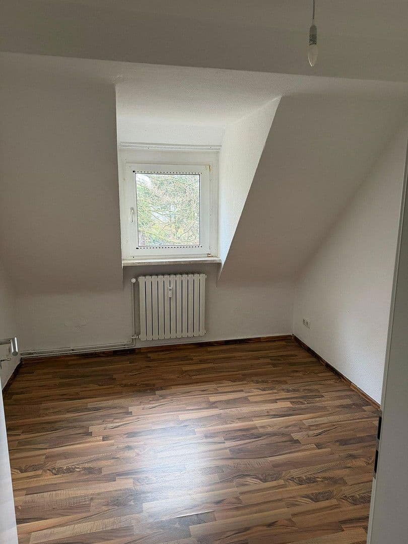 Pronájem bytu 2+1 32 m², Fichtestraße 11, Bottrop, Severní Porýní-Vestfálsko Pronájem bytu 2+1 32 m², Fichtestraße 11, Bottrop, Severní Porýní-Vestfálsko