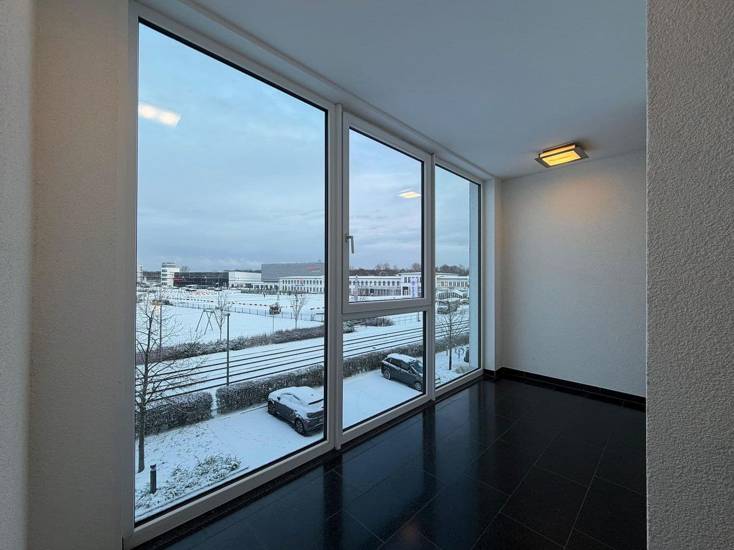 Pronájem bytu 1+1 36 m², Fitzmauricestr. 25, Köln, Severní Porýní-Vestfálsko Pronájem bytu 1+1 36 m², Fitzmauricestr. 25, Köln, Severní Porýní-Vestfálsko