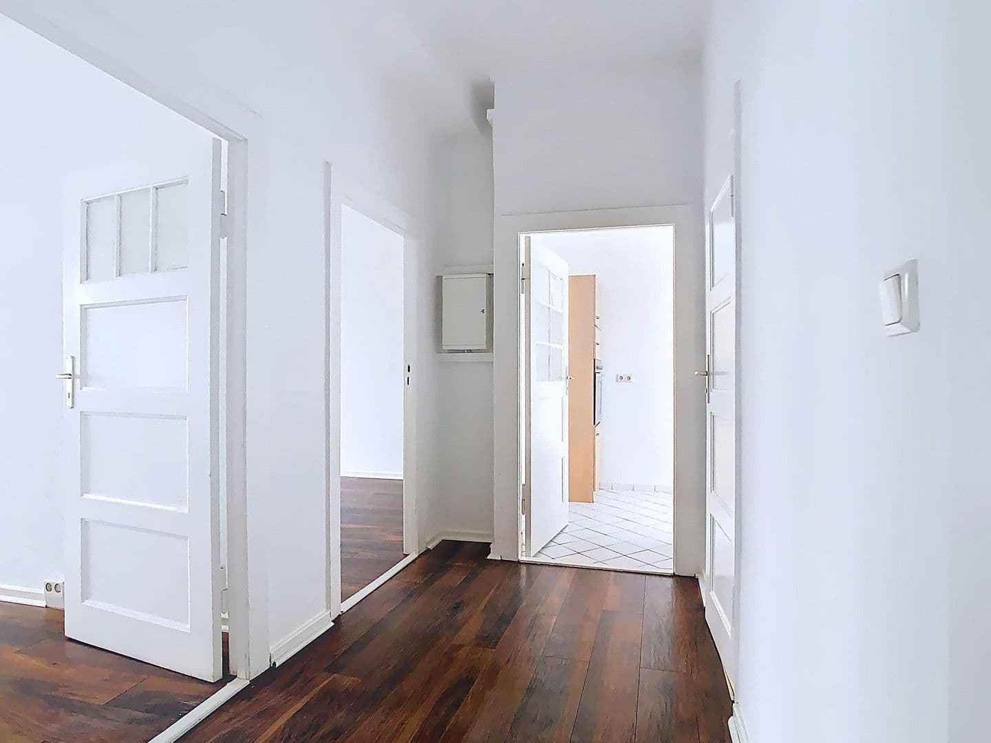 Prodej bytu 3+1 71 m², Berlin, Berlín Prodej bytu 3+1 71 m², Berlin, Berlín