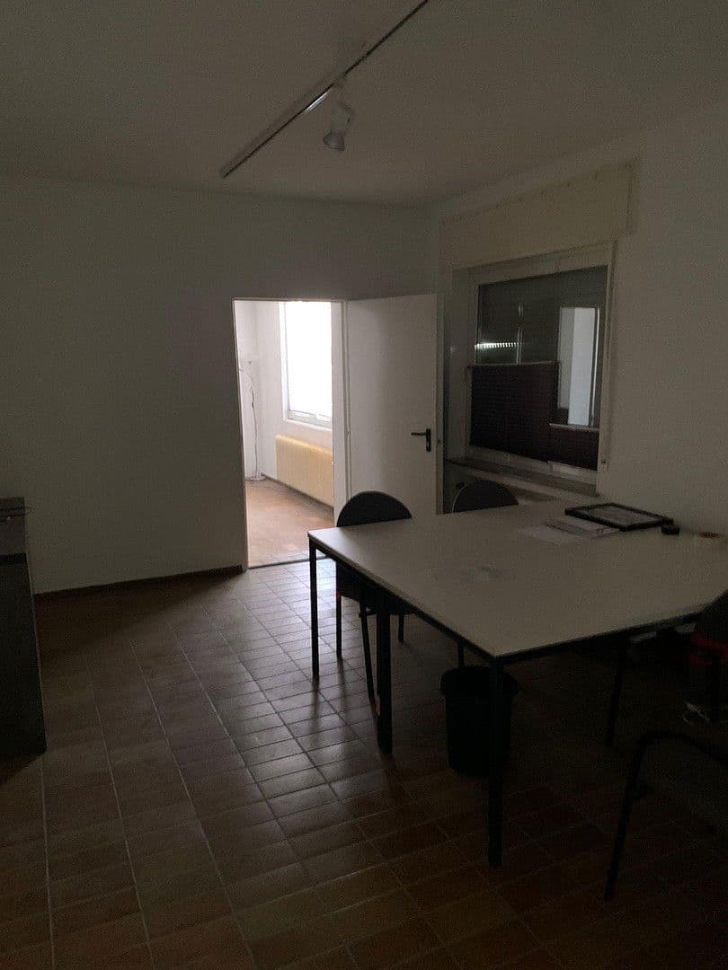 Pronájem nebytového prostoru 504 m², Lage, Severní Porýní-Vestfálsko Pronájem nebytového prostoru 504 m², Lage, Severní Porýní-Vestfálsko