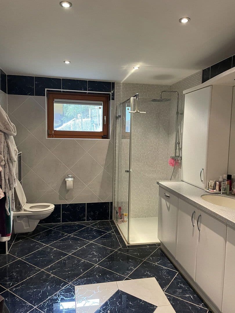 Prodej domu 380 m², pozemek 8.200 m², Kapfenberg, Štýrsko Prodej domu 380 m², pozemek 8.200 m², Kapfenberg, Štýrsko