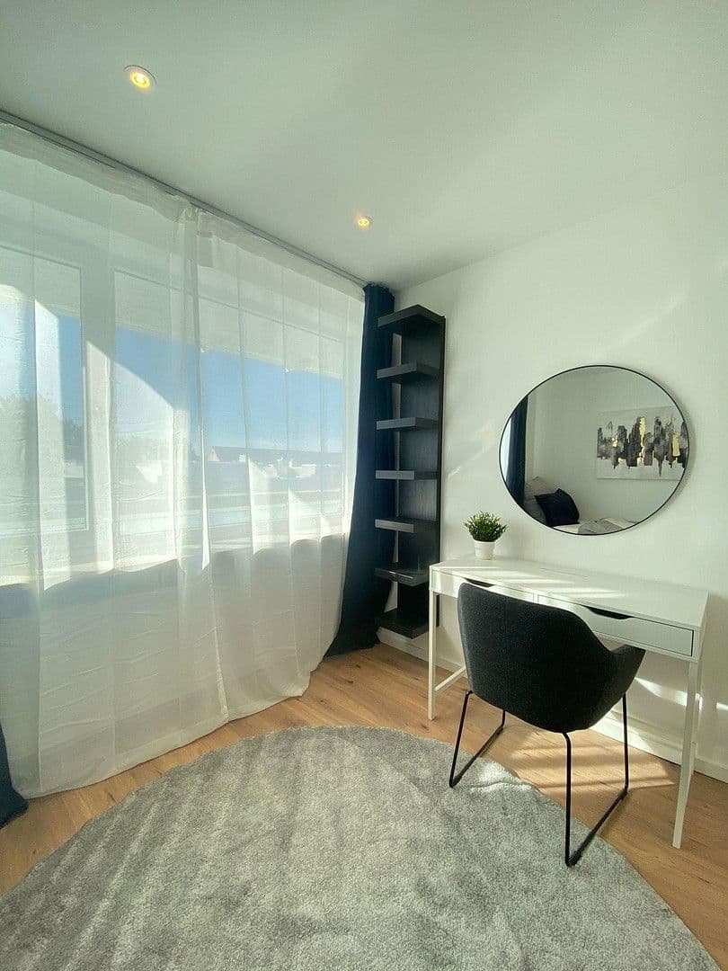 Pronájem bytu 4+1 78 m², Ratoldstraße 30, München, Bavorsko Pronájem bytu 4+1 78 m², Ratoldstraße 30, München, Bavorsko