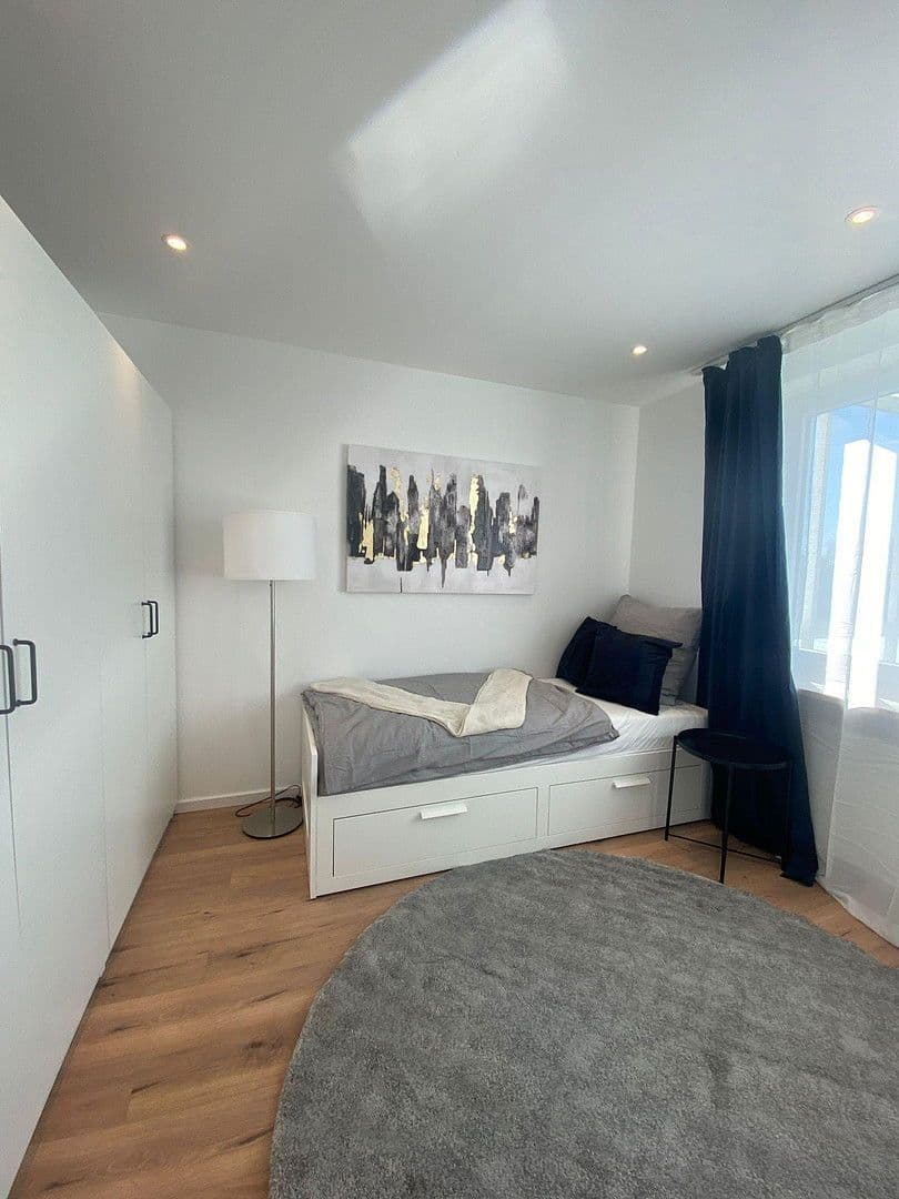 Pronájem bytu 4+1 78 m², Ratoldstraße 30, München, Bavorsko Pronájem bytu 4+1 78 m², Ratoldstraße 30, München, Bavorsko