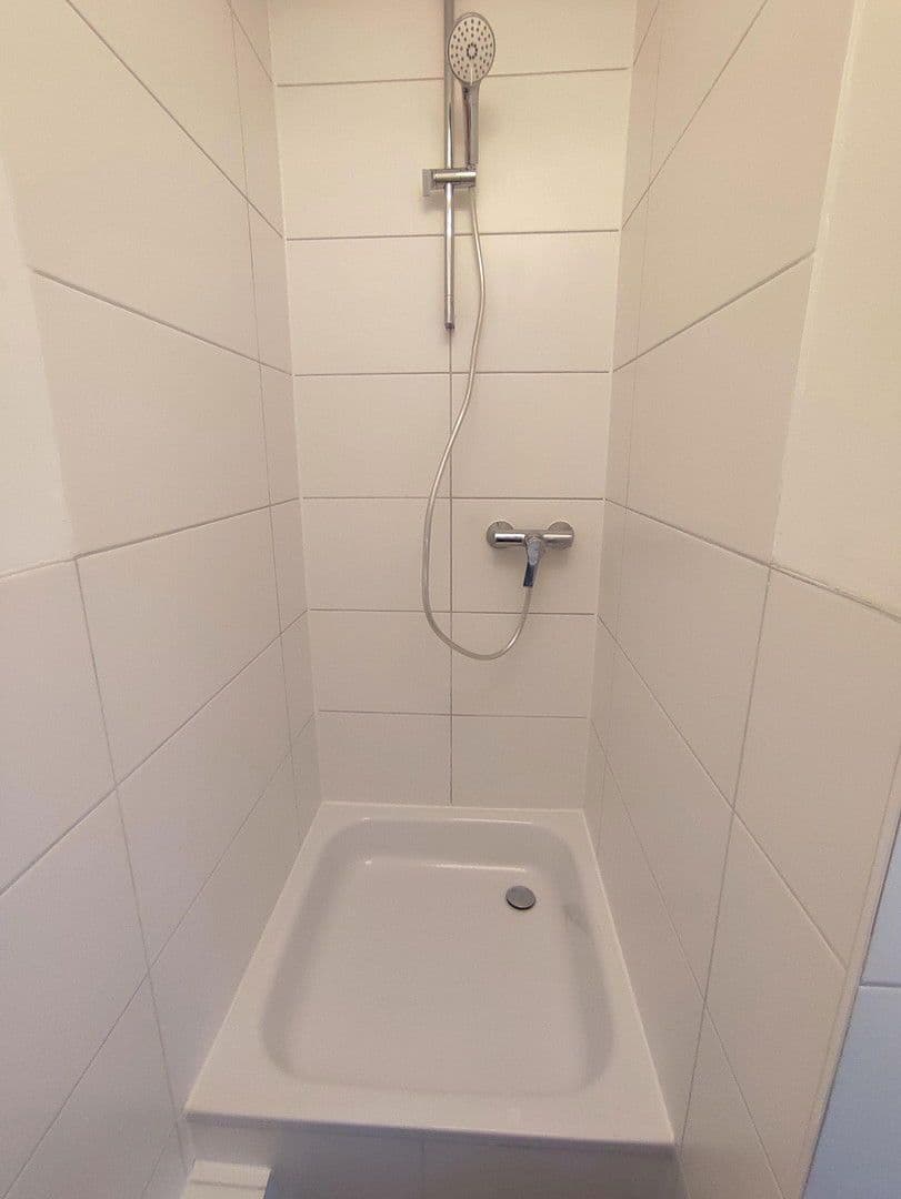 Pronájem bytu 1+1 21 m², Akademiestraße 4, Mannheim, Bádensko-Württembersko Pronájem bytu 1+1 21 m², Akademiestraße 4, Mannheim, Bádensko-Württembersko