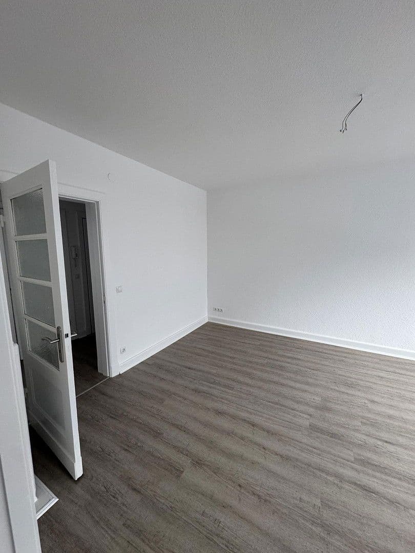 Pronájem bytu 3+1 70 m², Wandsbeker Zollstraße 153, Hamburg, Hamburg Pronájem bytu 3+1 70 m², Wandsbeker Zollstraße 153, Hamburg, Hamburg