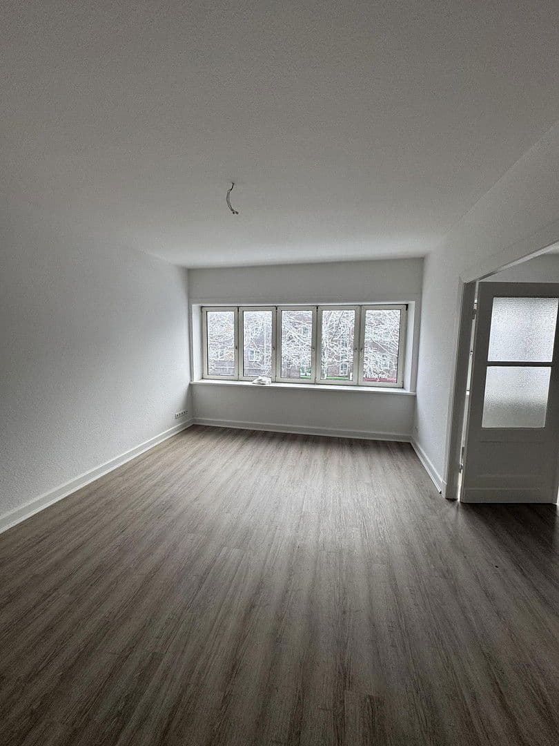 Pronájem bytu 3+1 70 m², Wandsbeker Zollstraße 153, Hamburg, Hamburg Pronájem bytu 3+1 70 m², Wandsbeker Zollstraße 153, Hamburg, Hamburg
