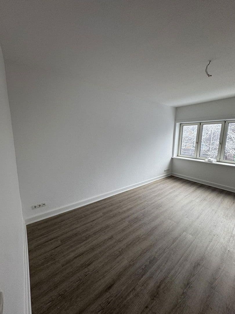 Pronájem bytu 3+1 70 m², Wandsbeker Zollstraße 153, Hamburg, Hamburg Pronájem bytu 3+1 70 m², Wandsbeker Zollstraße 153, Hamburg, Hamburg