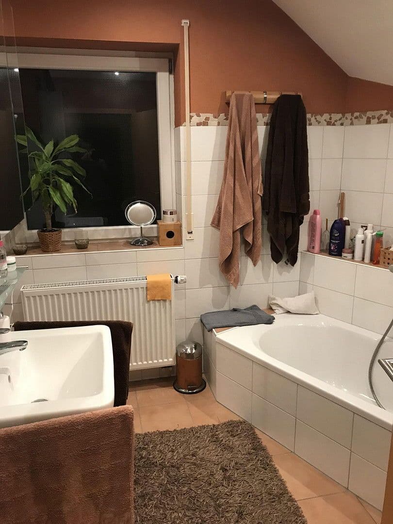 Prodej domu 144 m², pozemek 610 m², Bad Mergentheim, Bádensko-Württembersko Prodej domu 144 m², pozemek 610 m², Bad Mergentheim, Bádensko-Württembersko