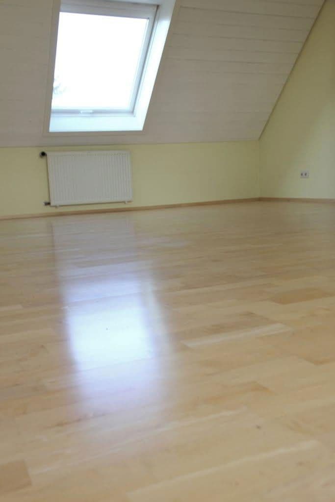 Pronájem bytu 4+kk 170 m², Lehenstr. 25, Donaueschingen, Bádensko-Württembersko Pronájem bytu 4+kk 170 m², Lehenstr. 25, Donaueschingen, Bádensko-Württembersko