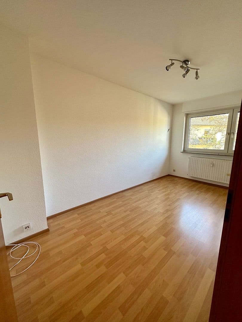 Pronájem bytu 3+1 68 m², Eichelsheimer Strasse 27, Mannheim, Bádensko-Württembersko Pronájem bytu 3+1 68 m², Eichelsheimer Strasse 27, Mannheim, Bádensko-Württembersko