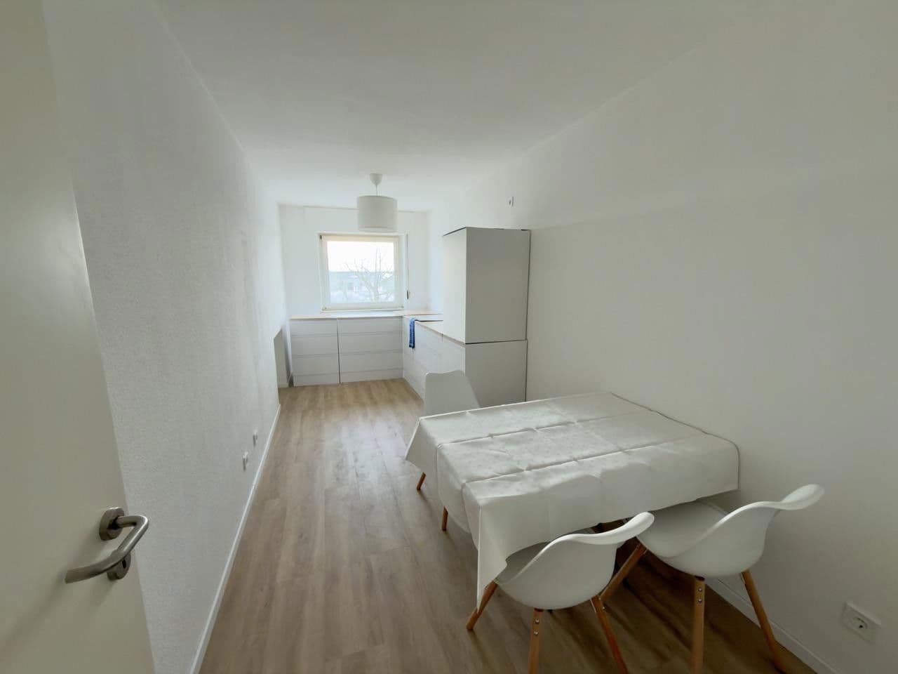 Prodej bytu 3+1 86 m², Von-Kettlerstr 20, Paderborn, Severní Porýní-Vestfálsko Prodej bytu 3+1 86 m², Von-Kettlerstr 20, Paderborn, Severní Porýní-Vestfálsko