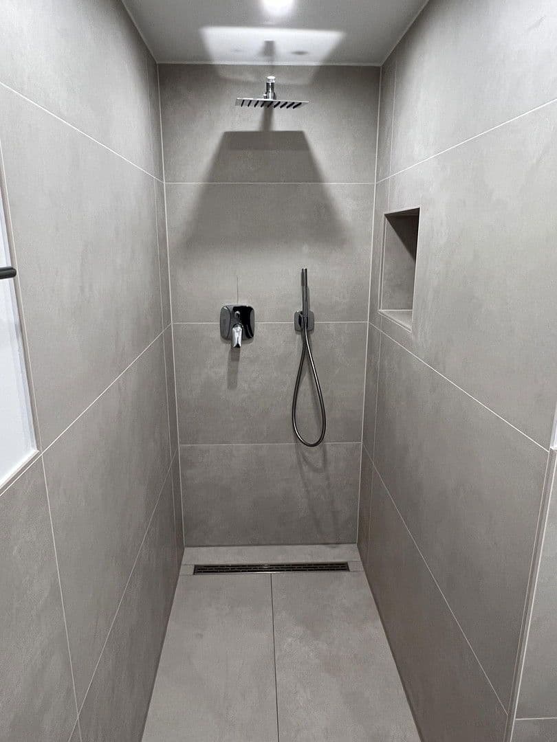 Pronájem bytu 2+1 95 m², Rubensstraße 12, Düsseldorf, Severní Porýní-Vestfálsko Pronájem bytu 2+1 95 m², Rubensstraße 12, Düsseldorf, Severní Porýní-Vestfálsko