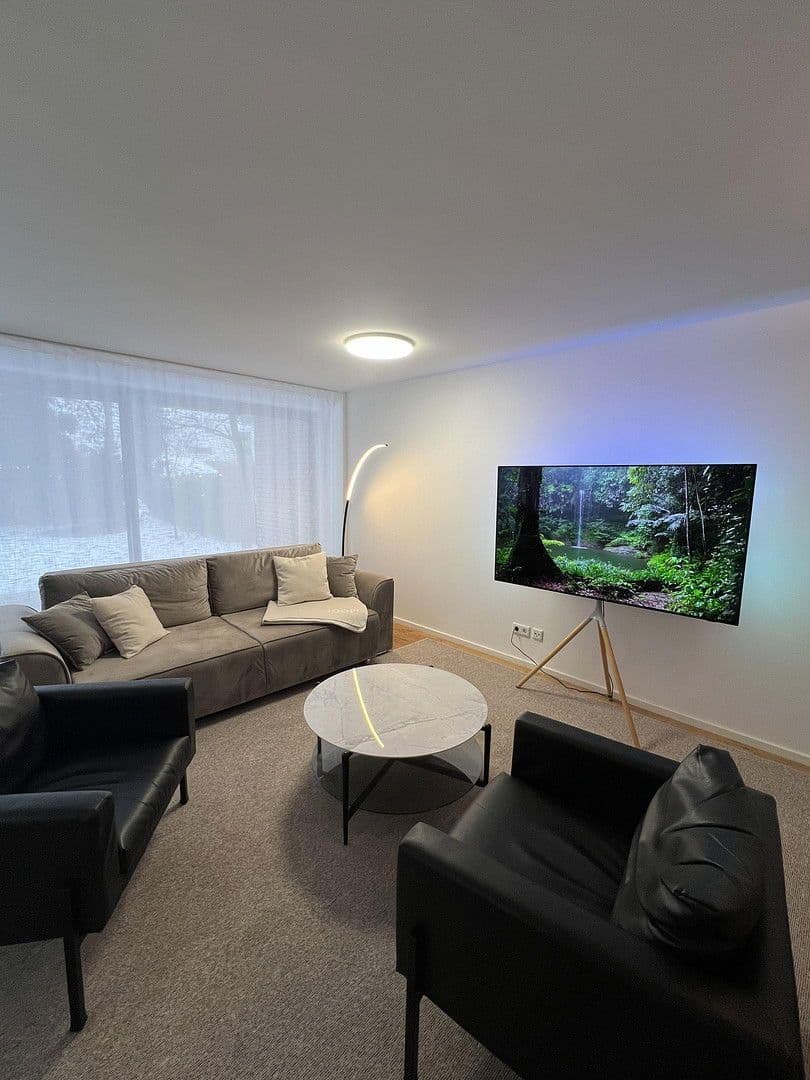 Pronájem bytu 2+1 95 m², Rubensstraße 12, Düsseldorf, Severní Porýní-Vestfálsko Pronájem bytu 2+1 95 m², Rubensstraße 12, Düsseldorf, Severní Porýní-Vestfálsko