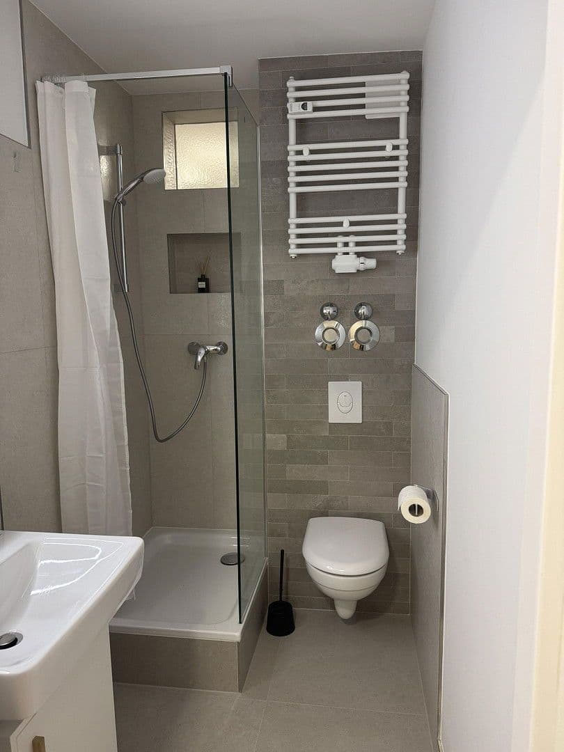 Pronájem bytu 1+1 36 m², Berlin, Berlín Pronájem bytu 1+1 36 m², Berlin, Berlín