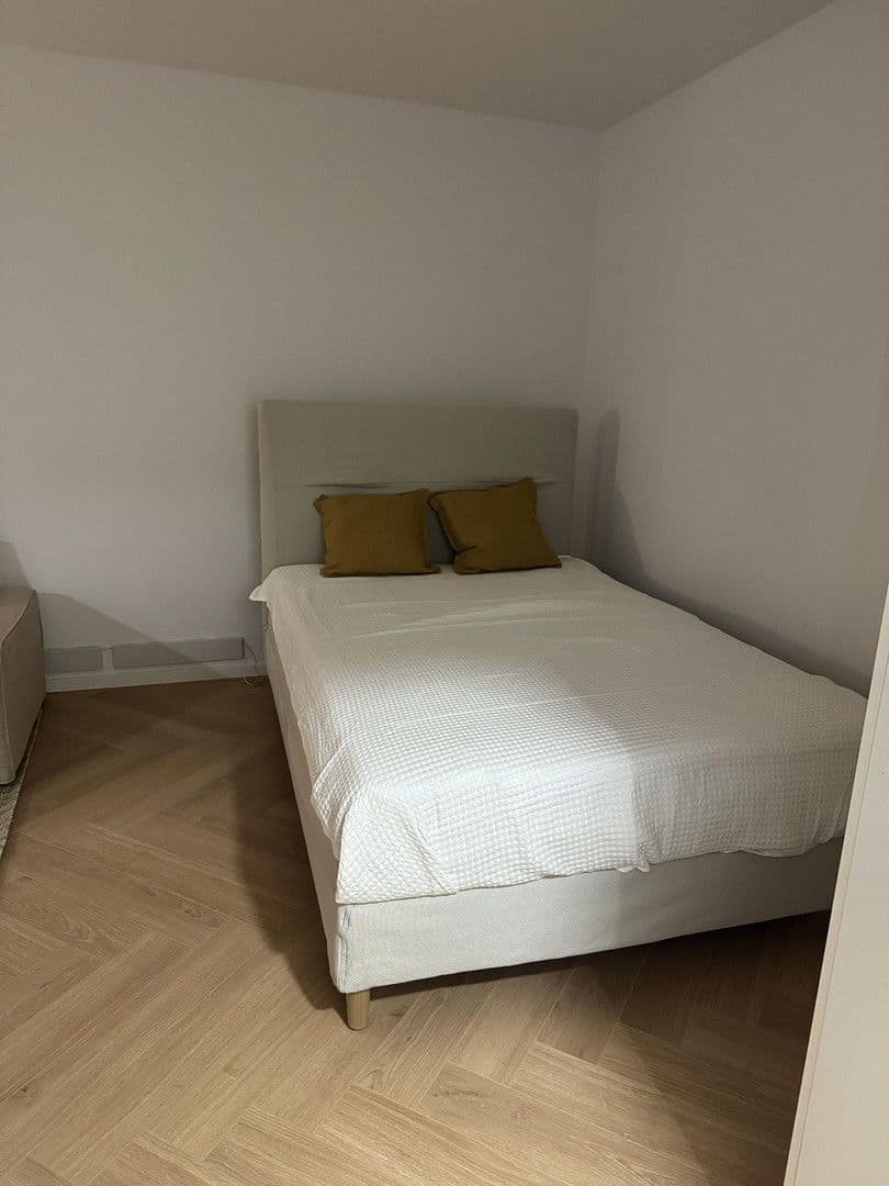 Pronájem bytu 1+1 36 m², Berlin, Berlín Pronájem bytu 1+1 36 m², Berlin, Berlín