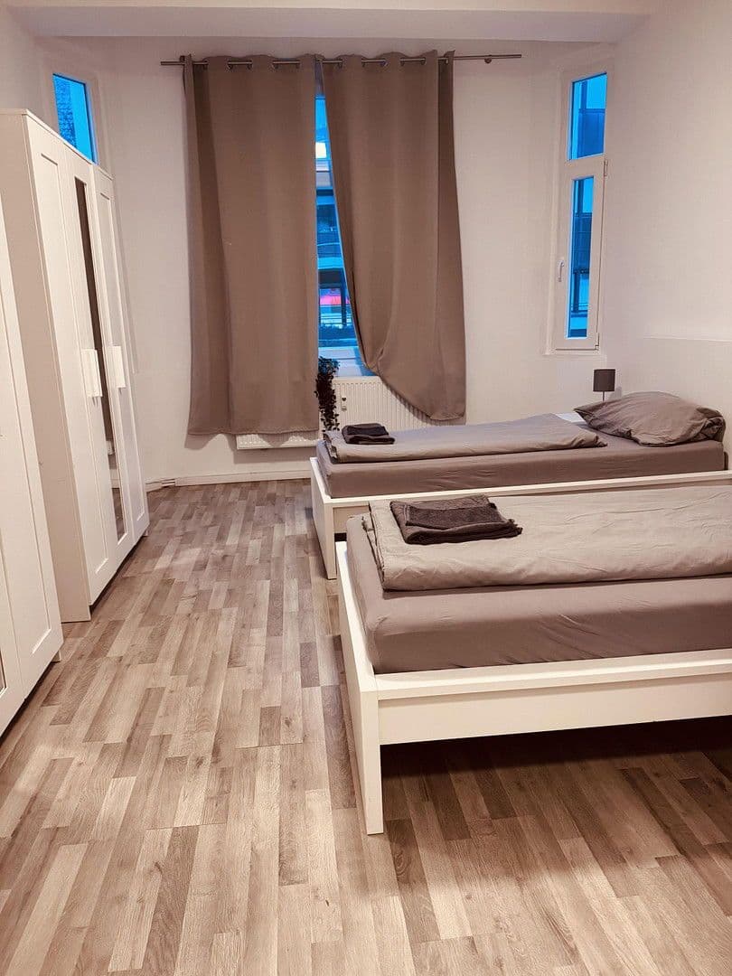 Prodej domu 328 m², pozemek 266 m², Essen Frohnhausen, Severní Porýní-Vestfálsko Prodej domu 328 m², pozemek 266 m², Essen Frohnhausen, Severní Porýní-Vestfálsko