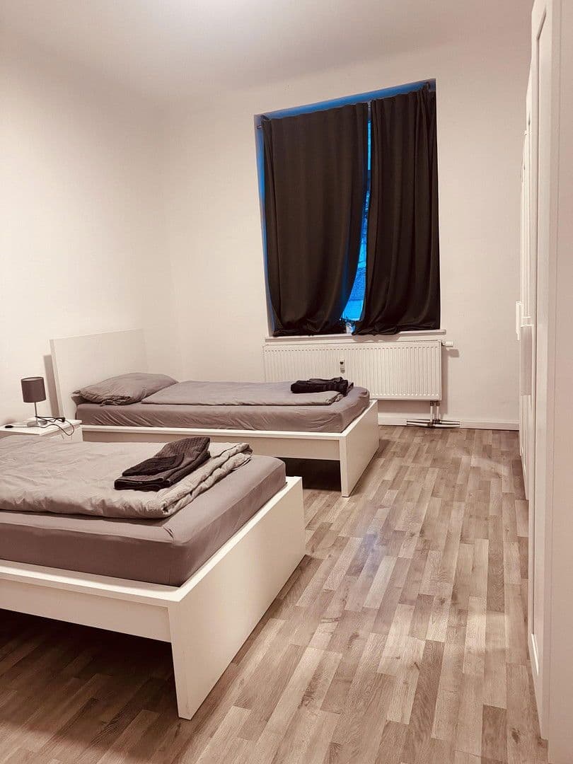 Prodej domu 328 m², pozemek 266 m², Essen Frohnhausen, Severní Porýní-Vestfálsko Prodej domu 328 m², pozemek 266 m², Essen Frohnhausen, Severní Porýní-Vestfálsko