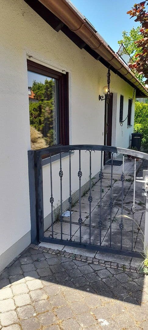 Prodej domu 144 m², pozemek 691 m², Germering, Bavorsko Prodej domu 144 m², pozemek 691 m², Germering, Bavorsko