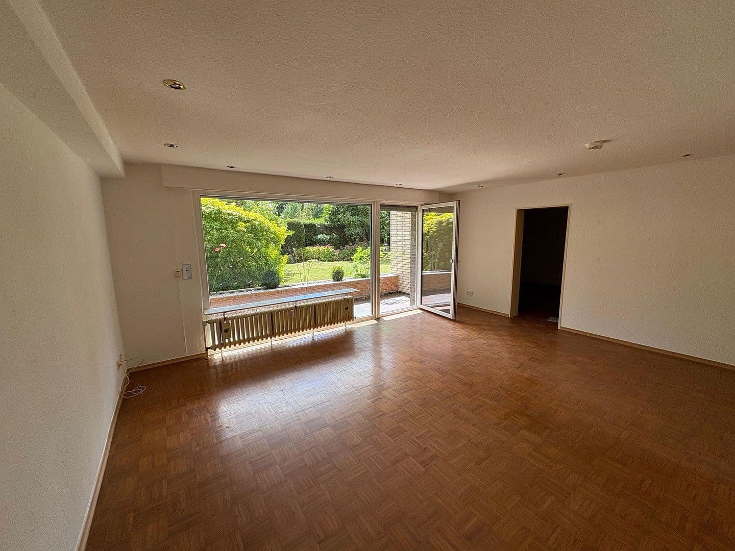 Pronájem bytu 2+1 71 m², Erkrath, Severní Porýní-Vestfálsko Pronájem bytu 2+1 71 m², Erkrath, Severní Porýní-Vestfálsko