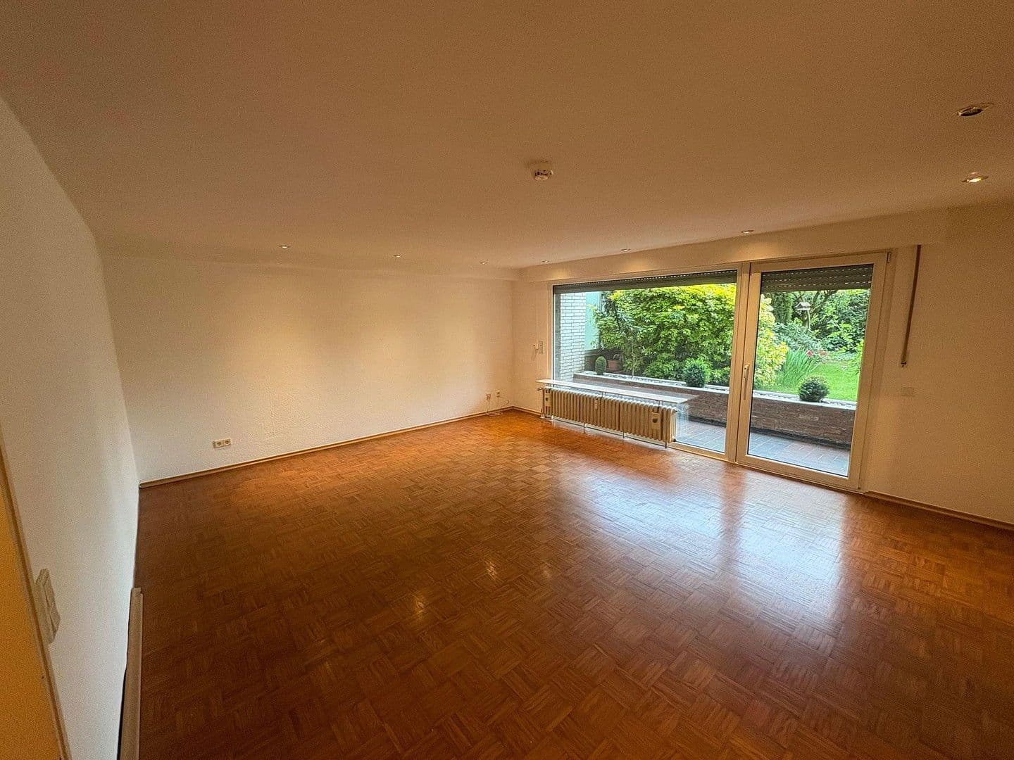 Pronájem bytu 2+1 71 m², Erkrath, Severní Porýní-Vestfálsko Pronájem bytu 2+1 71 m², Erkrath, Severní Porýní-Vestfálsko