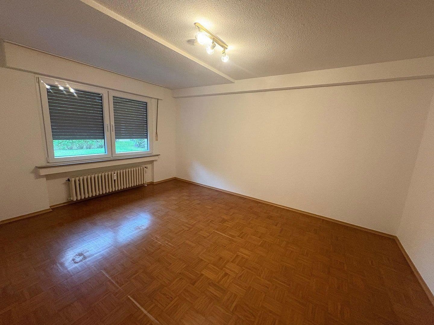 Pronájem bytu 2+1 71 m², Erkrath, Severní Porýní-Vestfálsko Pronájem bytu 2+1 71 m², Erkrath, Severní Porýní-Vestfálsko