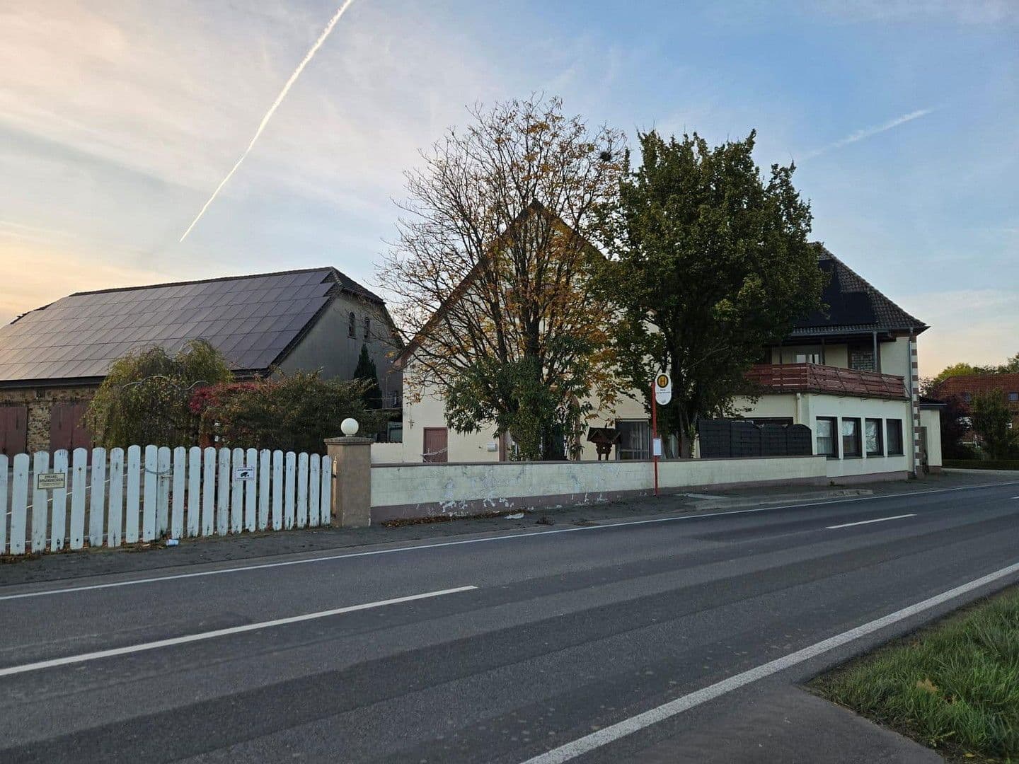 Prodej domu 520 m², pozemek 3.879 m², Versmolderstr. 121, Dissen, Dolní Sasko Prodej domu 520 m², pozemek 3.879 m², Versmolderstr. 121, Dissen, Dolní Sasko