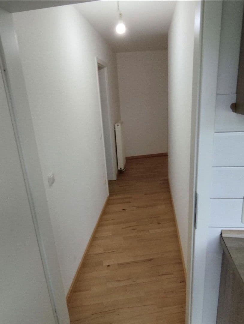 Pronájem bytu 2+1 61 m², Hauptstraße 3, Bornheim, Severní Porýní-Vestfálsko Pronájem bytu 2+1 61 m², Hauptstraße 3, Bornheim, Severní Porýní-Vestfálsko