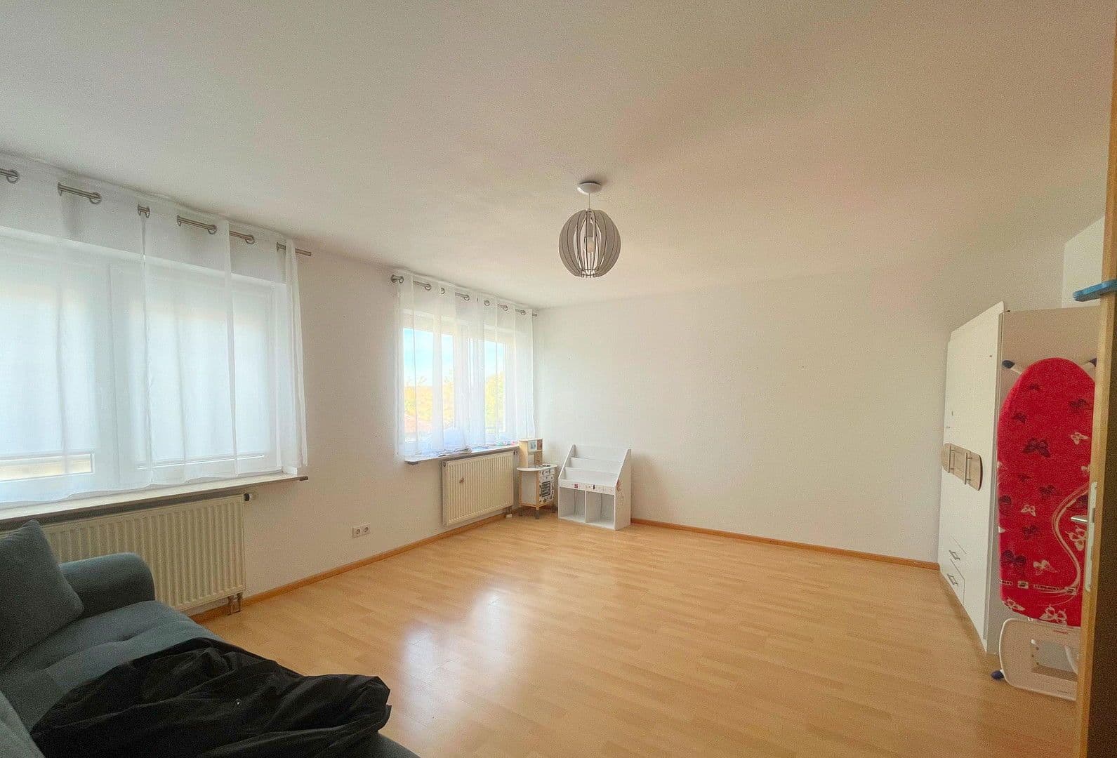 Pronájem bytu 3+kk 103 m², Pforzheim, Bádensko-Württembersko Pronájem bytu 3+kk 103 m², Pforzheim, Bádensko-Württembersko