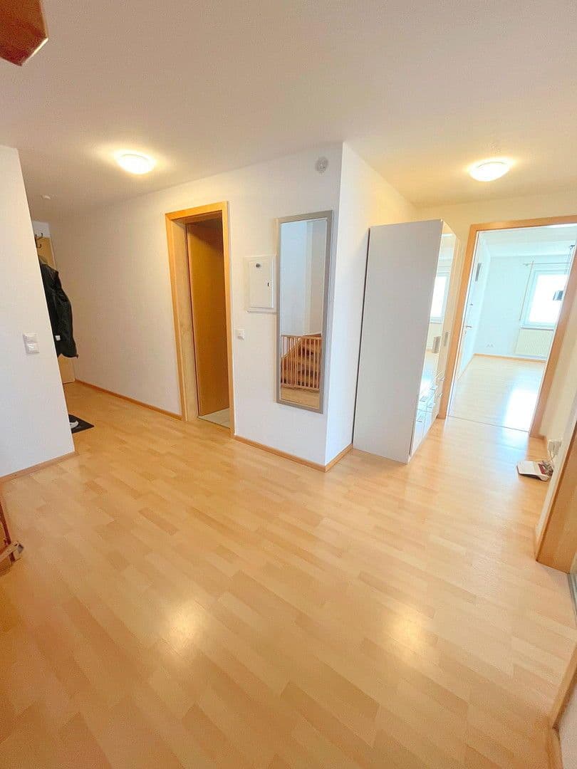 Pronájem bytu 3+kk 103 m², Pforzheim, Bádensko-Württembersko Pronájem bytu 3+kk 103 m², Pforzheim, Bádensko-Württembersko