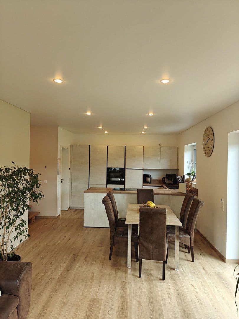 Prodej domu 147 m², pozemek 487 m², Hückelhoven, Severní Porýní-Vestfálsko Prodej domu 147 m², pozemek 487 m², Hückelhoven, Severní Porýní-Vestfálsko