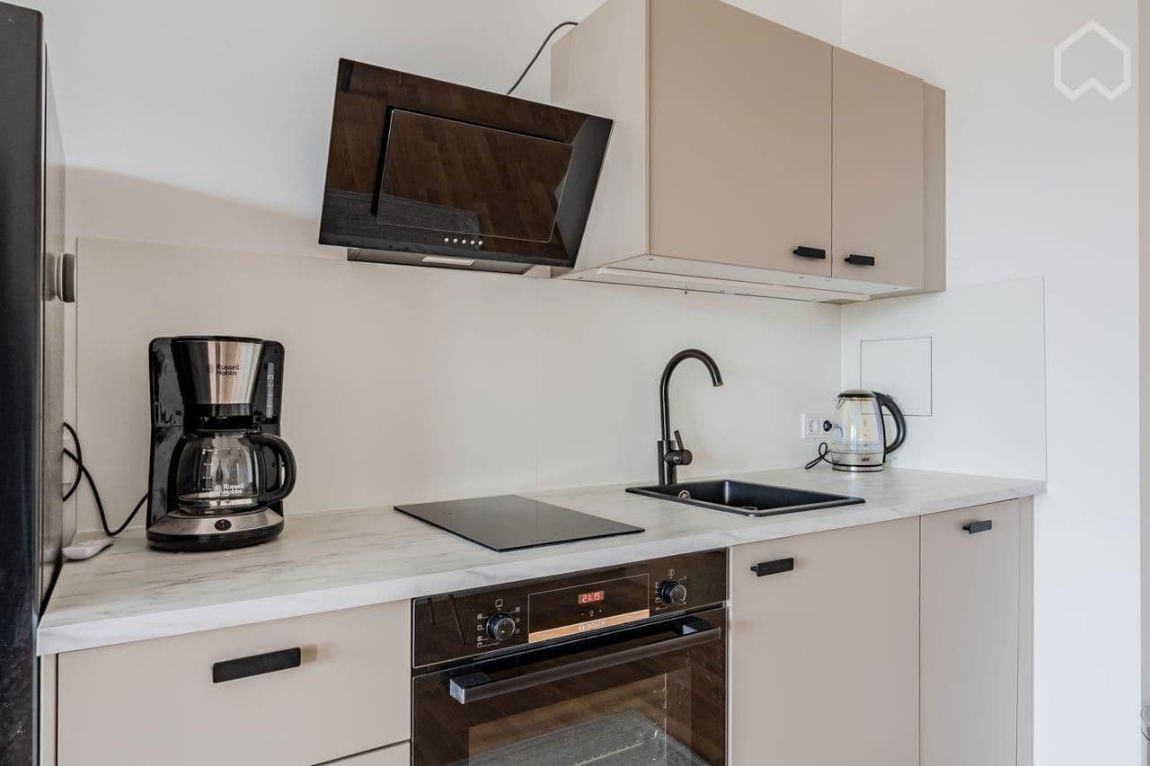 Pronájem bytu 2+1 60 m², Muelenstrasse, Berlin, Berlín Pronájem bytu 2+1 60 m², Muelenstrasse, Berlin, Berlín