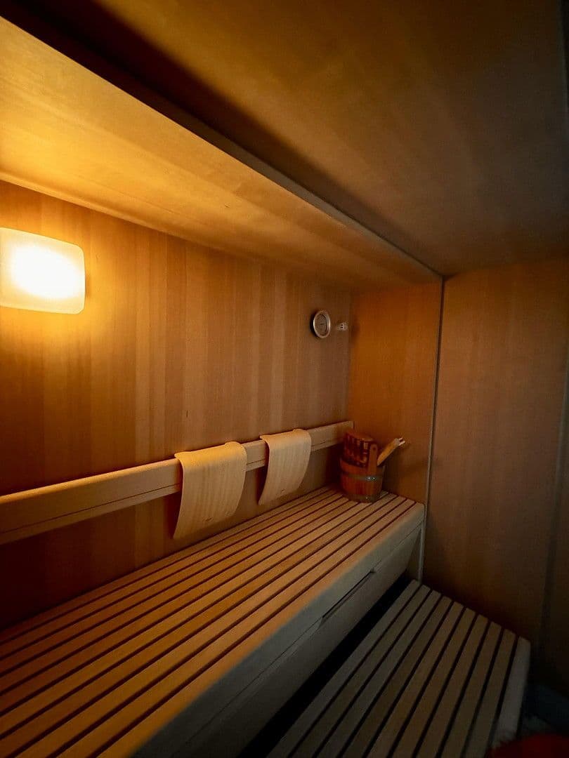 Prodej bytu 5+1 182 m², Köln, Severní Porýní-Vestfálsko Prodej bytu 5+1 182 m², Köln, Severní Porýní-Vestfálsko