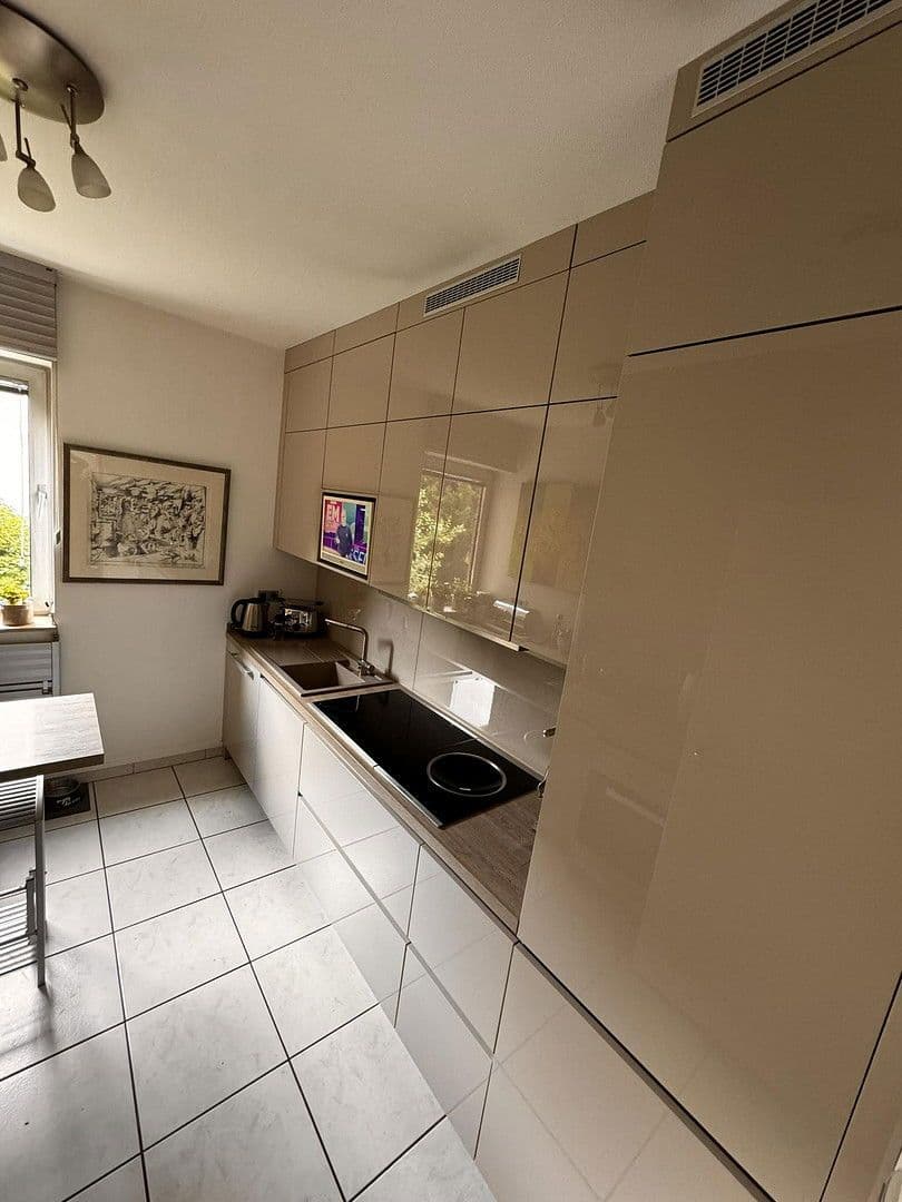 Prodej bytu 5+1 182 m², Köln, Severní Porýní-Vestfálsko Prodej bytu 5+1 182 m², Köln, Severní Porýní-Vestfálsko