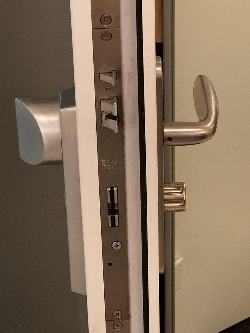 Prodej bytu 5+1 182 m², Köln, Severní Porýní-Vestfálsko Prodej bytu 5+1 182 m², Köln, Severní Porýní-Vestfálsko