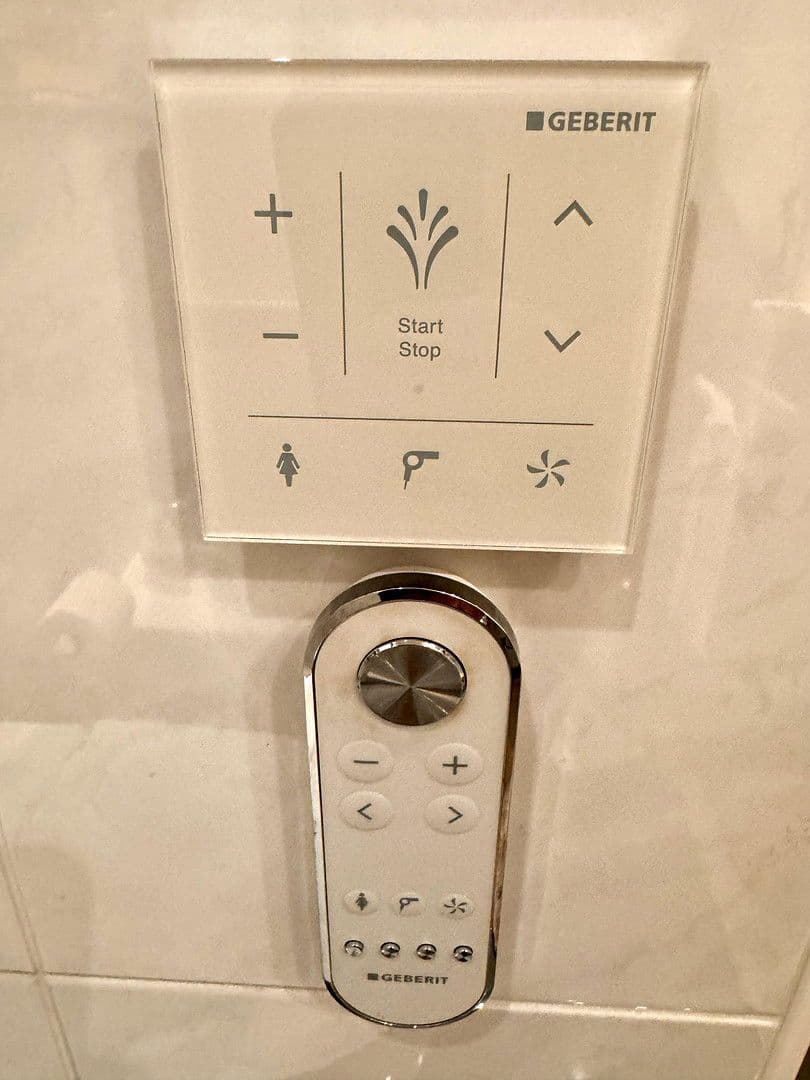 Prodej bytu 5+1 182 m², Köln, Severní Porýní-Vestfálsko Prodej bytu 5+1 182 m², Köln, Severní Porýní-Vestfálsko