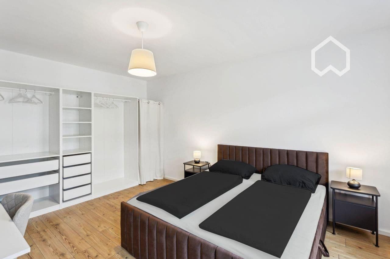 Pronájem bytu 2+1 65 m², Paul-Gruner-Straße 8b, Leipzig, Sasko Pronájem bytu 2+1 65 m², Paul-Gruner-Straße 8b, Leipzig, Sasko