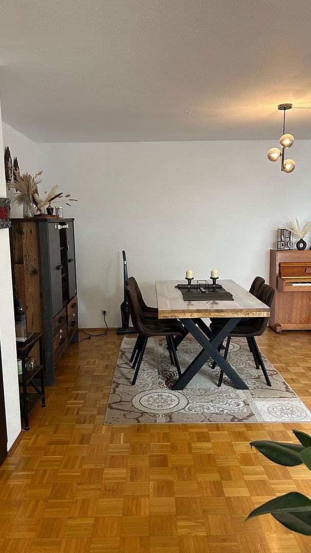 Prodej bytu 3+kk 104 m², Kornwestheim, Bádensko-Württembersko Prodej bytu 3+kk 104 m², Kornwestheim, Bádensko-Württembersko