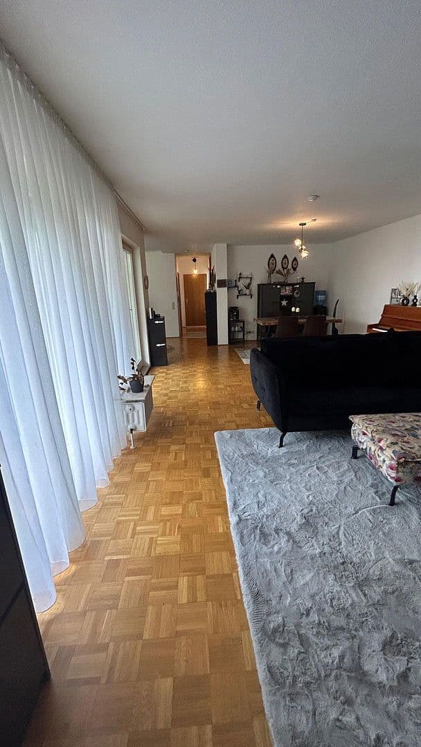 Prodej bytu 3+kk 104 m², Kornwestheim, Bádensko-Württembersko Prodej bytu 3+kk 104 m², Kornwestheim, Bádensko-Württembersko