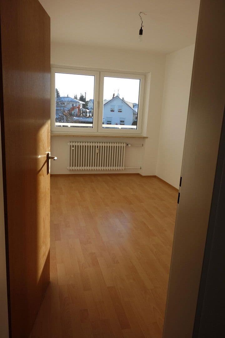 Pronájem bytu 4+1 100 m², Harthausen, Bavorsko Pronájem bytu 4+1 100 m², Harthausen, Bavorsko