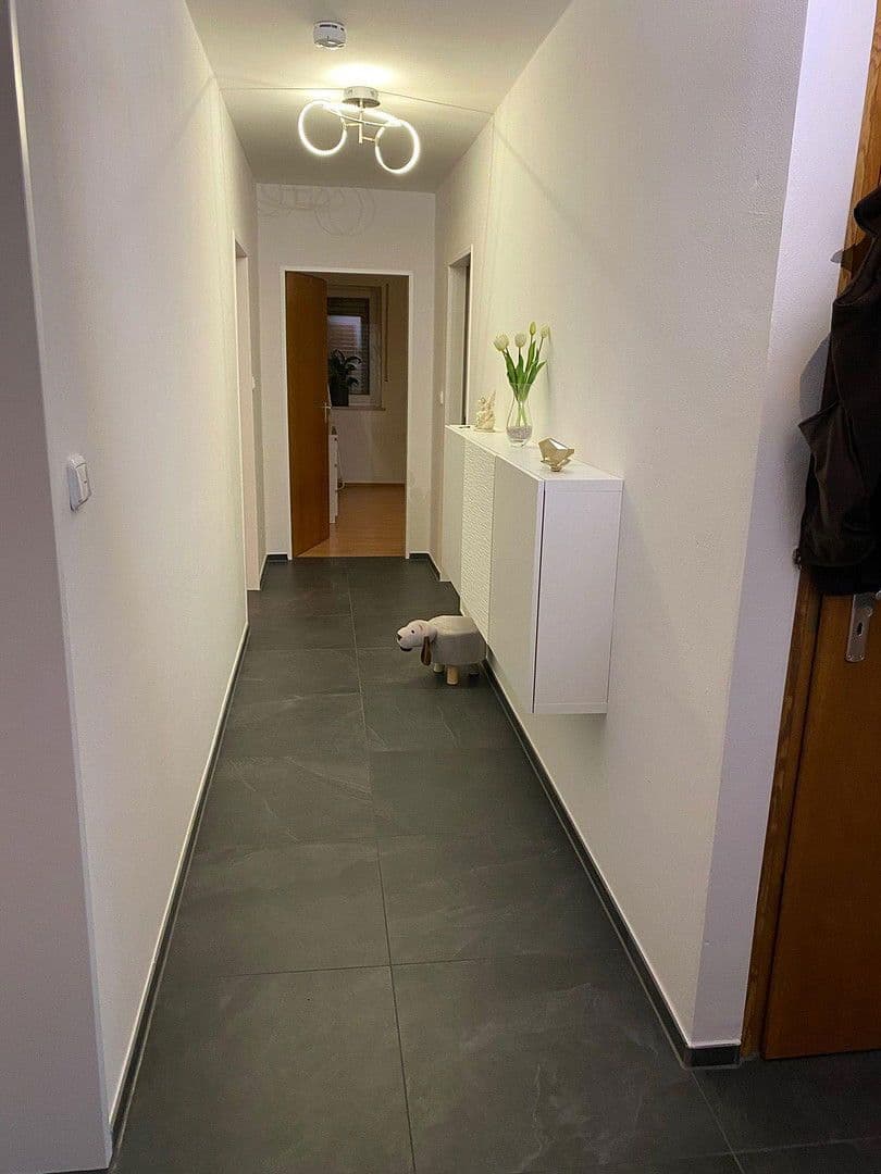 Pronájem bytu 4+1 100 m², Harthausen, Bavorsko Pronájem bytu 4+1 100 m², Harthausen, Bavorsko