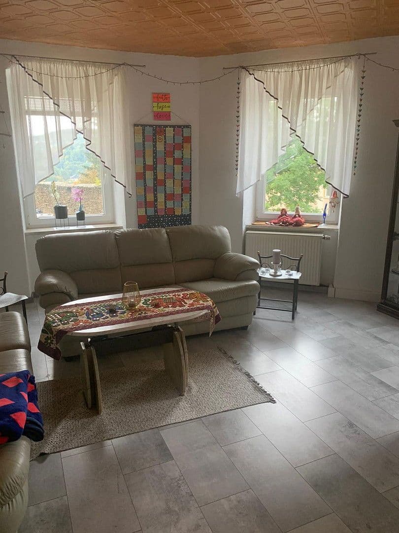 Pronájem bytu 5+1 129 m², Max-Michel-Str. 17, Annaberg-Buchholz, Sasko Pronájem bytu 5+1 129 m², Max-Michel-Str. 17, Annaberg-Buchholz, Sasko