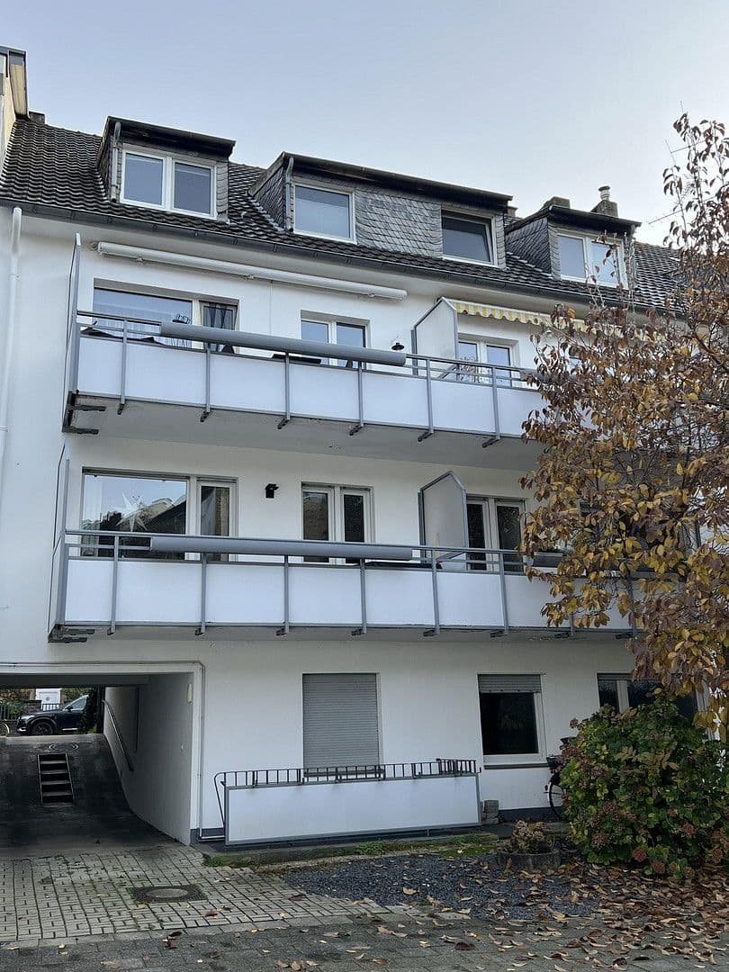 Pronájem bytu 1+1 22 m², Dominikanerstr. 40, Düsseldorf, Severní Porýní-Vestfálsko Pronájem bytu 1+1 22 m², Dominikanerstr. 40, Düsseldorf, Severní Porýní-Vestfálsko